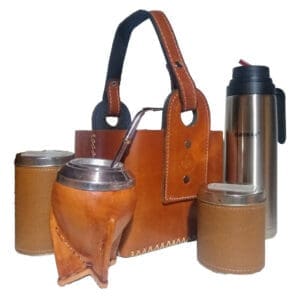 Set Matero Completo Canasta Uruguaya Mate Cuero y Calabaza Marrón