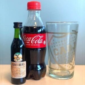 Combo - Coca Cola 237ml + Mini Fernet 50ml + Vaso de Vidrio Boca Juniors 250ml