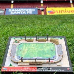 Colón - Estadio Retro 1995 a Escala